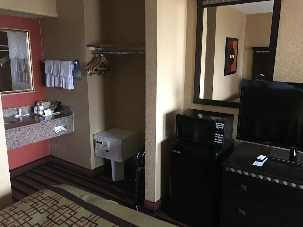 Days Inn By Wyndham Corpus Christi Beach מראה חיצוני תמונה